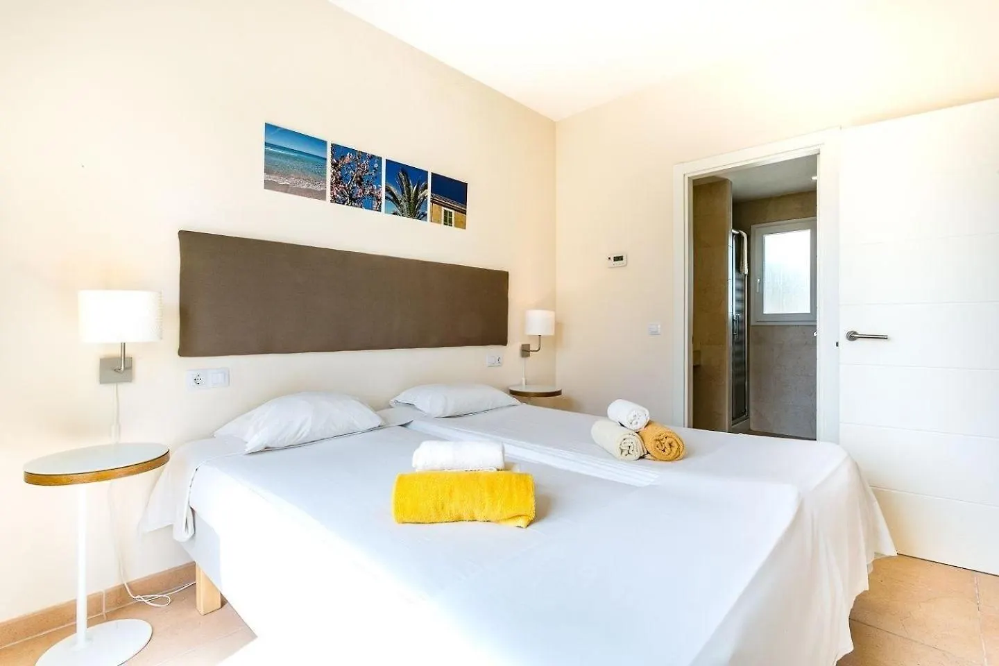 Mediterranes Ferienhaus Mit Offener Terrasse Sa Rapita Spain